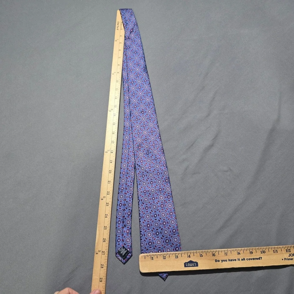 Stafford Signature Necktie Mens OS purple Geometric Medallion 100% Silk